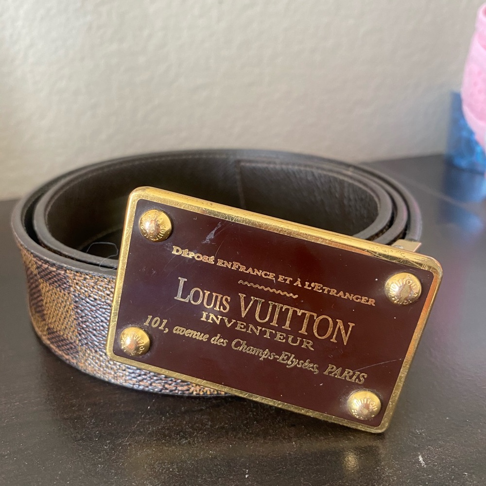 Louis Vuitton AUTHENTIC mens Inventeur belt